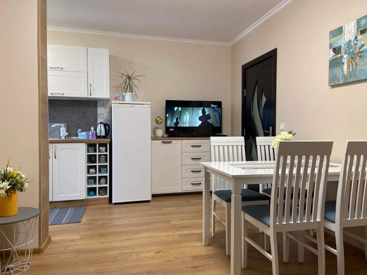 Flowers Garden Apartment Veliko Tarnovo Exterior photo