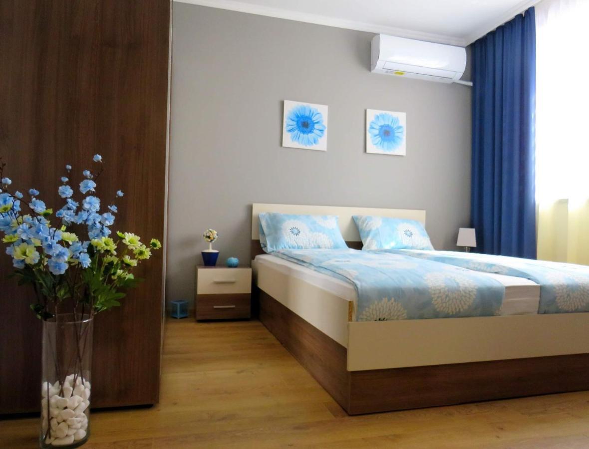 Flowers Garden Apartment Veliko Tarnovo Exterior photo